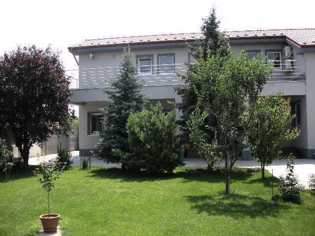 Ubytovanie House Galanta Exteriör bild